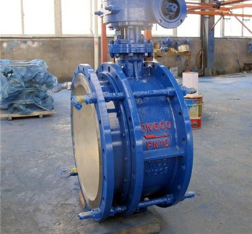 法蘭（lán）伸縮蝶閥